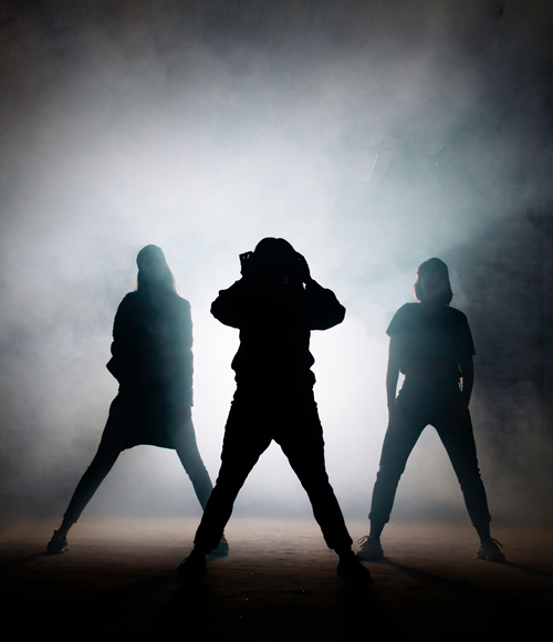 ダンスボーカルグループ